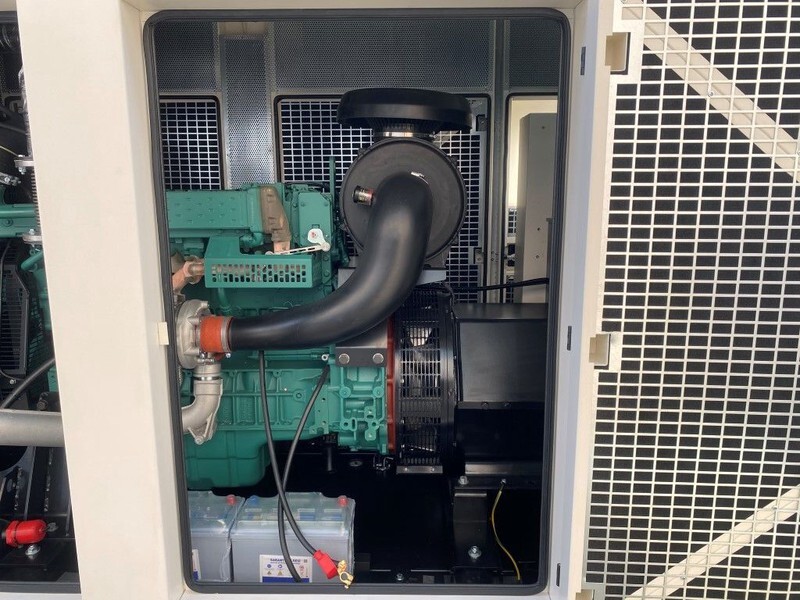 Volvo 225 kVA Stage 3A TAD 753 GE Silent generatorset - مجموعة المولدات: صور 4 Volvo 225 kVA Stage 3A TAD 753 GE Silent generatorset - مجموعة المولدات: صور 4