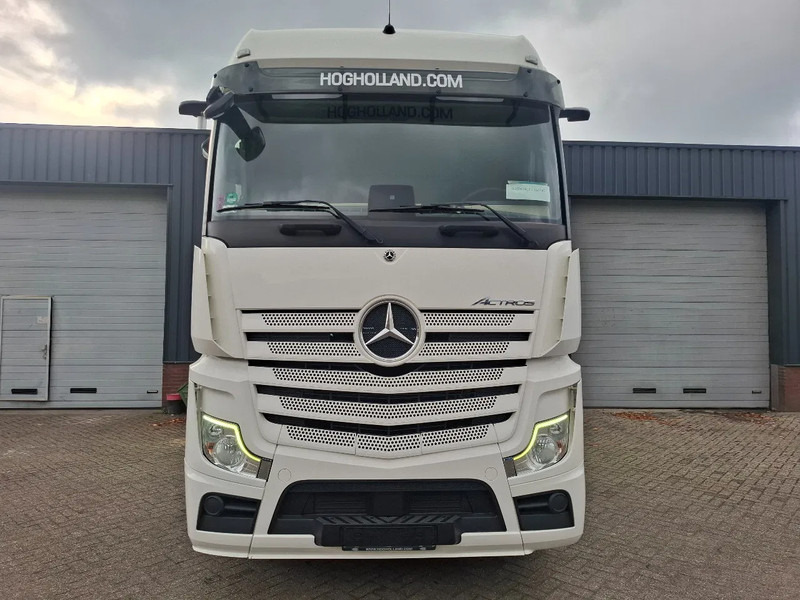 Mercedes-Benz Actros 1945 More PCS in stock - شاحنة جرار: صور 3 Mercedes-Benz Actros 1945 More PCS in stock - شاحنة جرار: صور 3