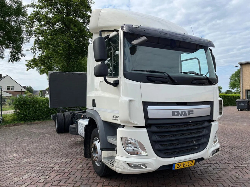 DAF CF 260 CF 260 FA CHASSIS CABINE EURO 6 - الشاسيه شاحنة: صور 2 DAF CF 260 CF 260 FA CHASSIS CABINE EURO 6 - الشاسيه شاحنة: صور 2