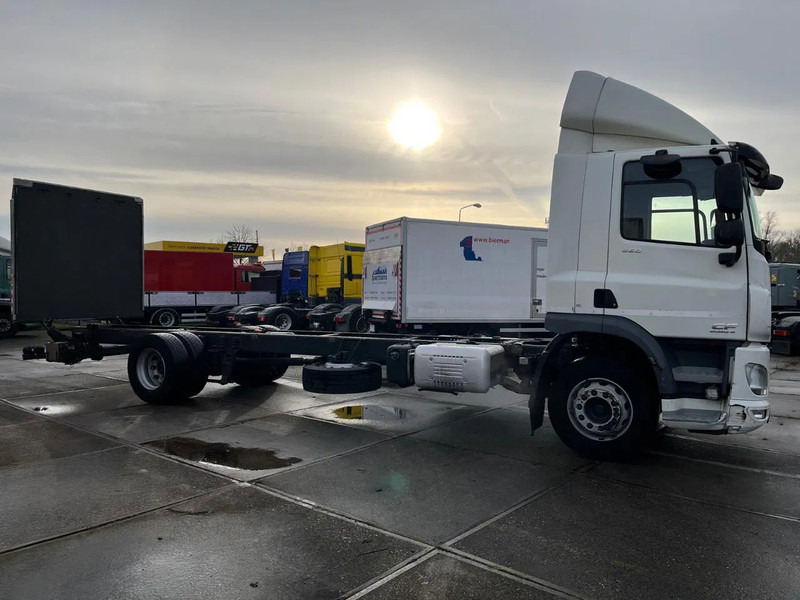 DAF CF 260 CF 260 FA CHASSIS CABINE EURO 6 - الشاسيه شاحنة: صور 4 DAF CF 260 CF 260 FA CHASSIS CABINE EURO 6 - الشاسيه شاحنة: صور 4