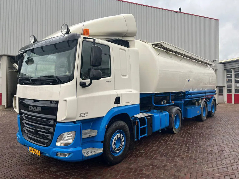 DAF CF 440 FT EURO 6 WITH BULK COMPRESSOR - شاحنة جرار: صور 3 DAF CF 440 FT EURO 6 WITH BULK COMPRESSOR - شاحنة جرار: صور 3