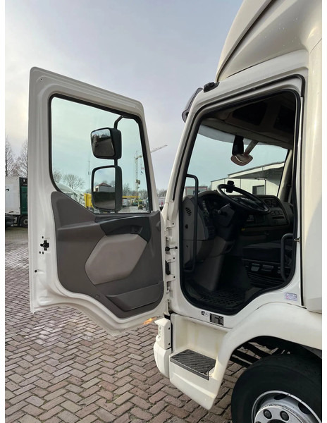 بصندوق مغلق شاحنة DAF LF 210 FA EURO 6: صور 20