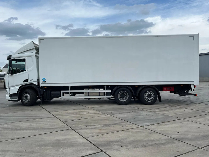 DAF XD 340 FAN 6x2 - بصندوق مغلق شاحنة: صور 4 DAF XD 340 FAN 6x2 - بصندوق مغلق شاحنة: صور 4