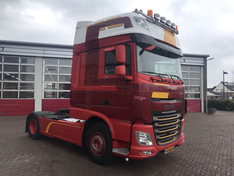 DAF XF 460 FT EURO 6 - شاحنة جرار: صور 1 DAF XF 460 FT EURO 6 - شاحنة جرار: صور 1