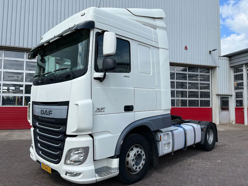شاحنة جرار DAF XF 460 FT: صور 5