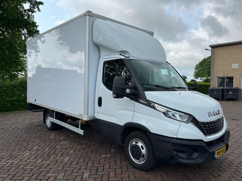 Iveco Daily 35C16 Achterdeuren (15 diverse modellen op voorraad) - الشاحنات الصغيرة صندوق مغلق, الشاحنات الصغيرة كابينة مزدوجة: صور 5 Iveco Daily 35C16 Achterdeuren (15 diverse modellen op voorraad) - الشاحنات الصغيرة صندوق مغلق, الشاحنات الصغيرة كابينة مزدوجة: صور 5