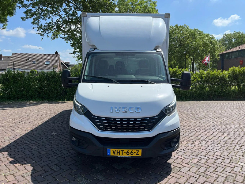 Iveco Daily 35C16 Achterdeuren (15 diverse modellen op voorraad) - الشاحنات الصغيرة صندوق مغلق, الشاحنات الصغيرة كابينة مزدوجة: صور 3 Iveco Daily 35C16 Achterdeuren (15 diverse modellen op voorraad) - الشاحنات الصغيرة صندوق مغلق, الشاحنات الصغيرة كابينة مزدوجة: صور 3