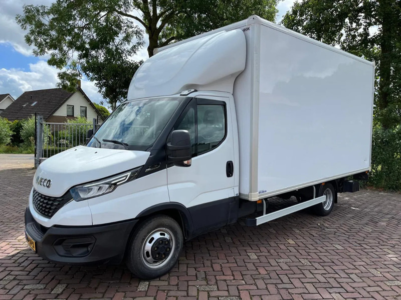 Iveco Daily 35C16 Laadklep (15 diverse modellen op voorraad) - الشاحنات الصغيرة صندوق مغلق: صور 1 Iveco Daily 35C16 Laadklep (15 diverse modellen op voorraad) - الشاحنات الصغيرة صندوق مغلق: صور 1