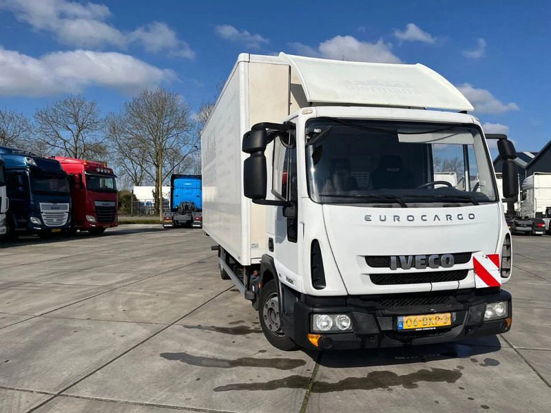 Iveco EuroCargo 75 E21 MANUAL - بصندوق مغلق شاحنة: صور 1 Iveco EuroCargo 75 E21 MANUAL - بصندوق مغلق شاحنة: صور 1