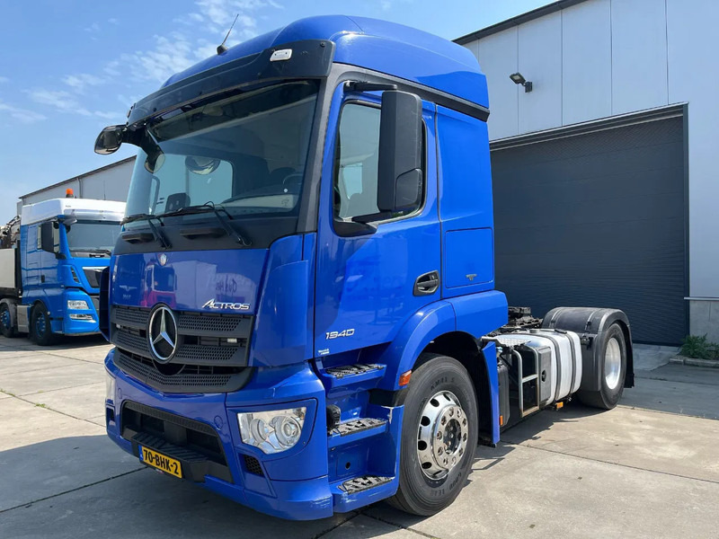 Mercedes-Benz Actros 1940 - شاحنة جرار: صور 1 Mercedes-Benz Actros 1940 - شاحنة جرار: صور 1