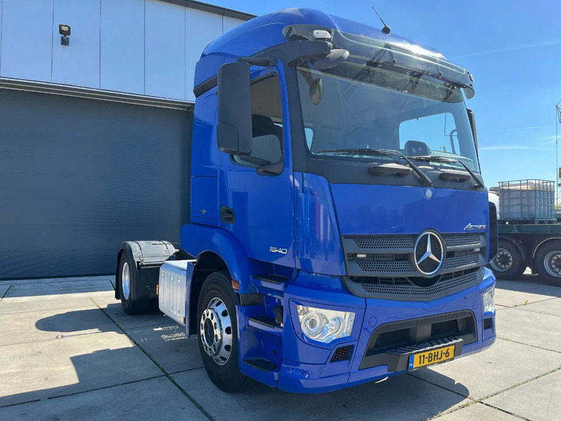 Mercedes-Benz Actros 1940 - شاحنة جرار: صور 1 Mercedes-Benz Actros 1940 - شاحنة جرار: صور 1