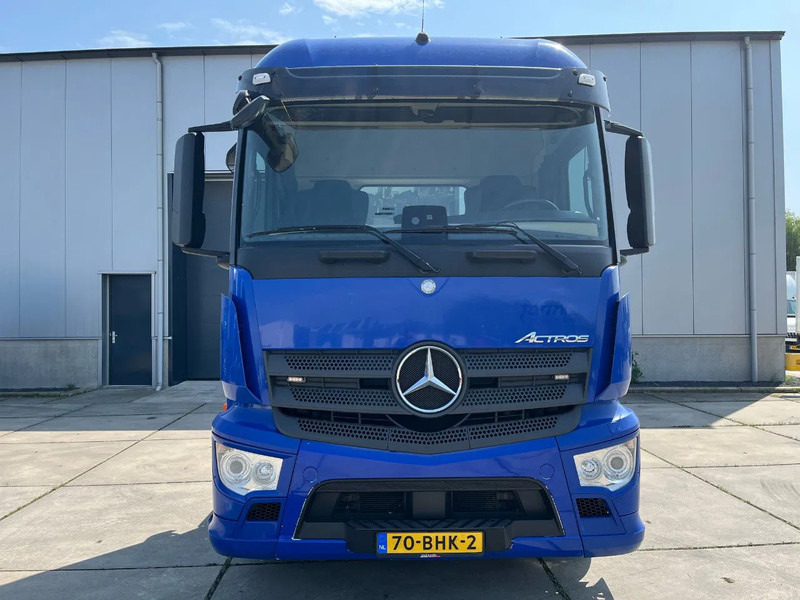 Mercedes-Benz Actros 1940 - شاحنة جرار: صور 2 Mercedes-Benz Actros 1940 - شاحنة جرار: صور 2