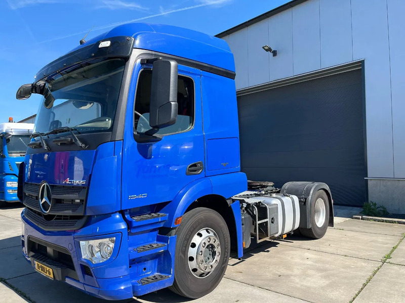 Mercedes-Benz Actros 1940 - شاحنة جرار: صور 4 Mercedes-Benz Actros 1940 - شاحنة جرار: صور 4