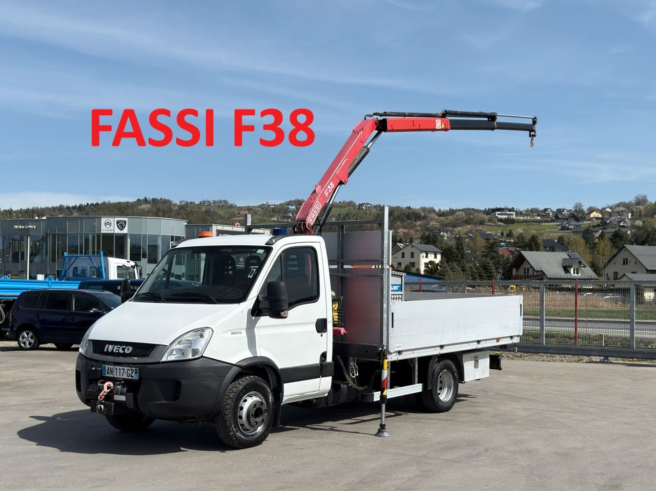 Iveco Daily 65C14 Pritsche 3,75 m FASSI F38 A.22 - الشاحنات الصغيرة المسطحة: صور 1 Iveco Daily 65C14 Pritsche 3,75 m FASSI F38 A.22 - الشاحنات الصغيرة المسطحة: صور 1