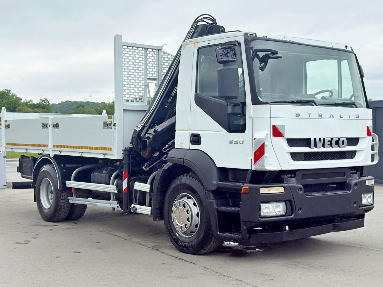 Iveco STRALIS 330 *HIAB 144 BS-3 HIDUO* TOPZUSTAND - قلابات, شاحنة كرين: صور 4 Iveco STRALIS 330 *HIAB 144 BS-3 HIDUO* TOPZUSTAND - قلابات, شاحنة كرين: صور 4