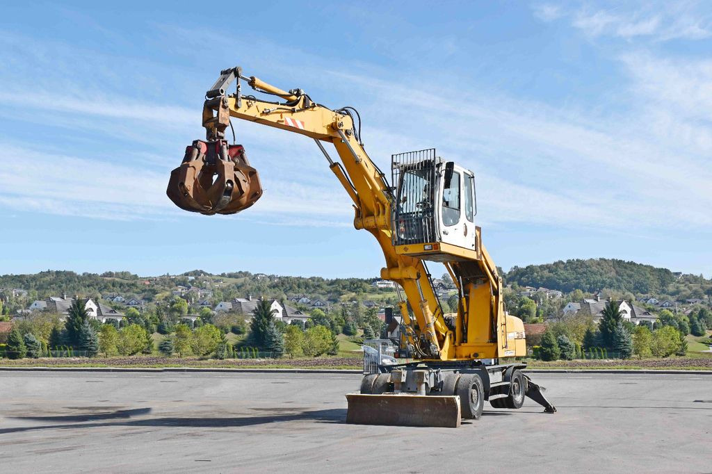 Liebherr PELLE A316 * Umschlagbagger * Topzustand! - حفارة على عجلات: صور 4 Liebherr PELLE A316 * Umschlagbagger * Topzustand! - حفارة على عجلات: صور 4