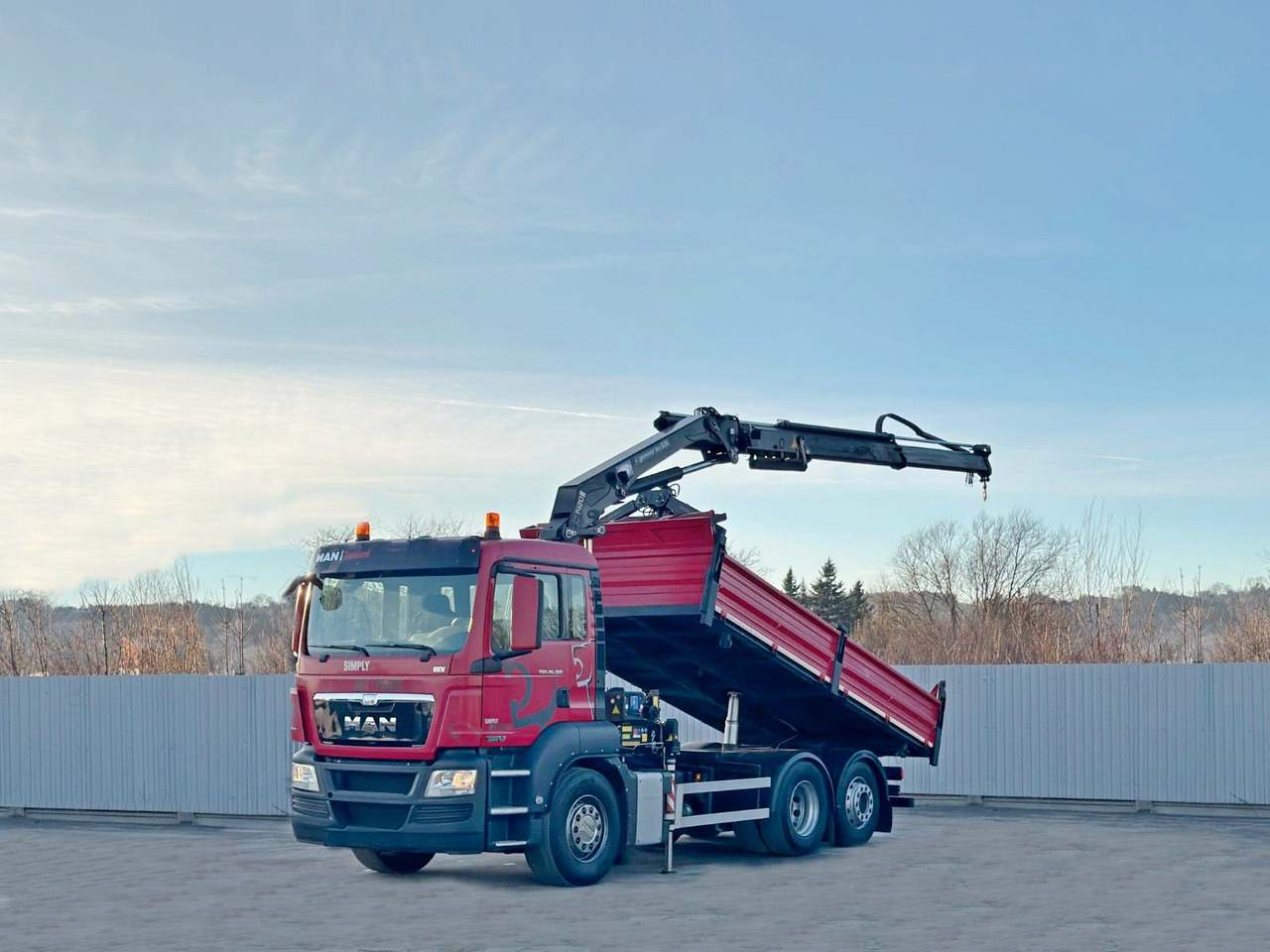 MAN TGS 26.360 Kipper 5,15m*HMF 1420 K2 + FUNK/6x2 - شاحنة كرين: صور 2 MAN TGS 26.360 Kipper 5,15m*HMF 1420 K2 + FUNK/6x2 - شاحنة كرين: صور 2