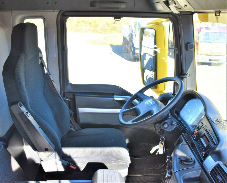 شاحنة كرين MAN TGS 28.440 Pritsche 5,60* HMF 3000 K5 + FUNK ! MAN TGS 28.440 Pritsche 5,60* HMF 3000 K5 + FUNK !: صور 11