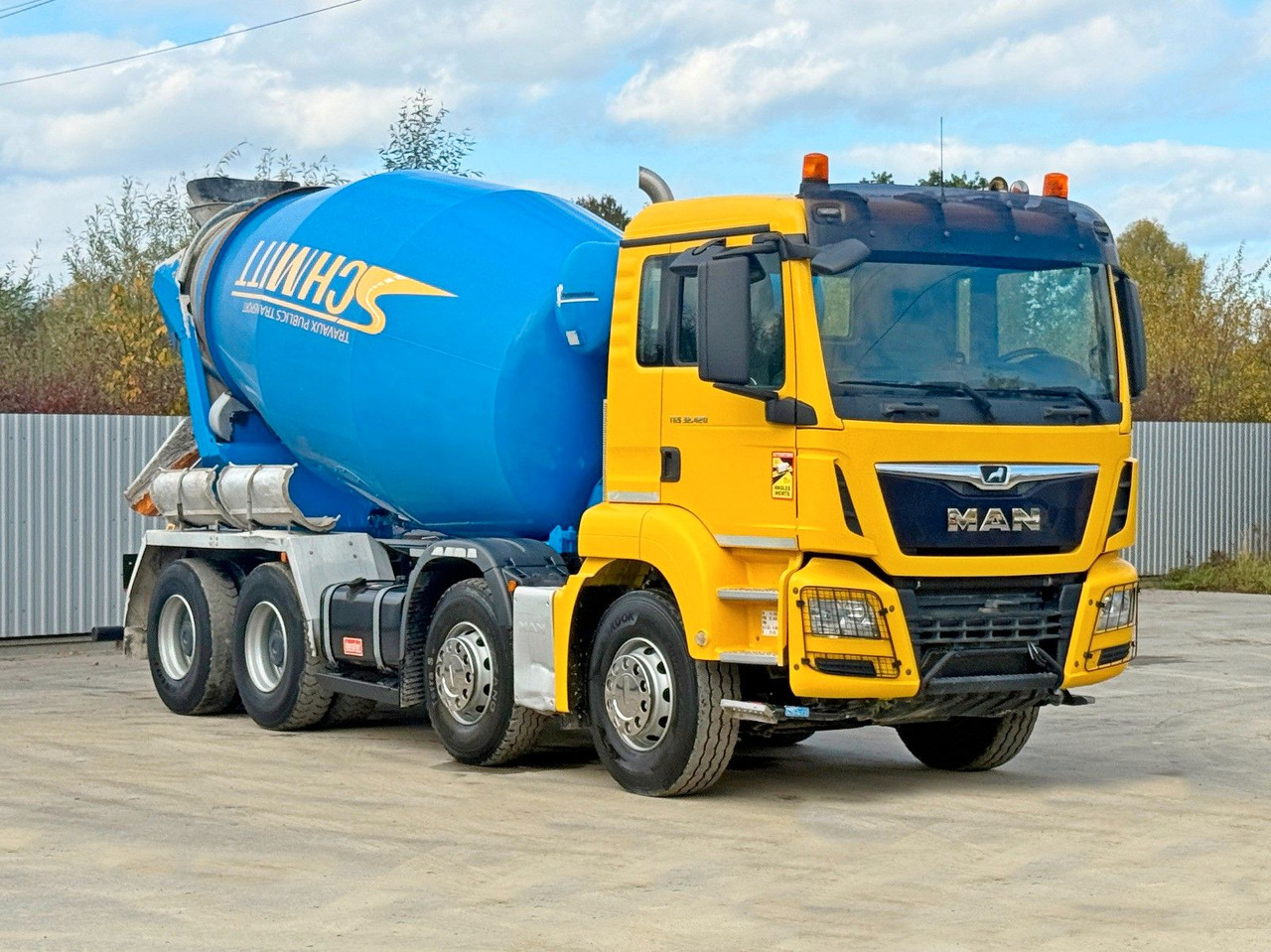 MAN TGS 32.420 * BETONMISCHER / 8x4 - شاحنة خلاطة خرسانة: صور 1 MAN TGS 32.420 * BETONMISCHER / 8x4 - شاحنة خلاطة خرسانة: صور 1