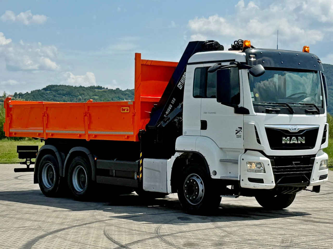 MAN TGS 33.440 * HIAB X-HIDUO 188 E-5 + FUNK * 6x4 - قلابات, شاحنة كرين: صور 3 MAN TGS 33.440 * HIAB X-HIDUO 188 E-5 + FUNK * 6x4 - قلابات, شاحنة كرين: صور 3