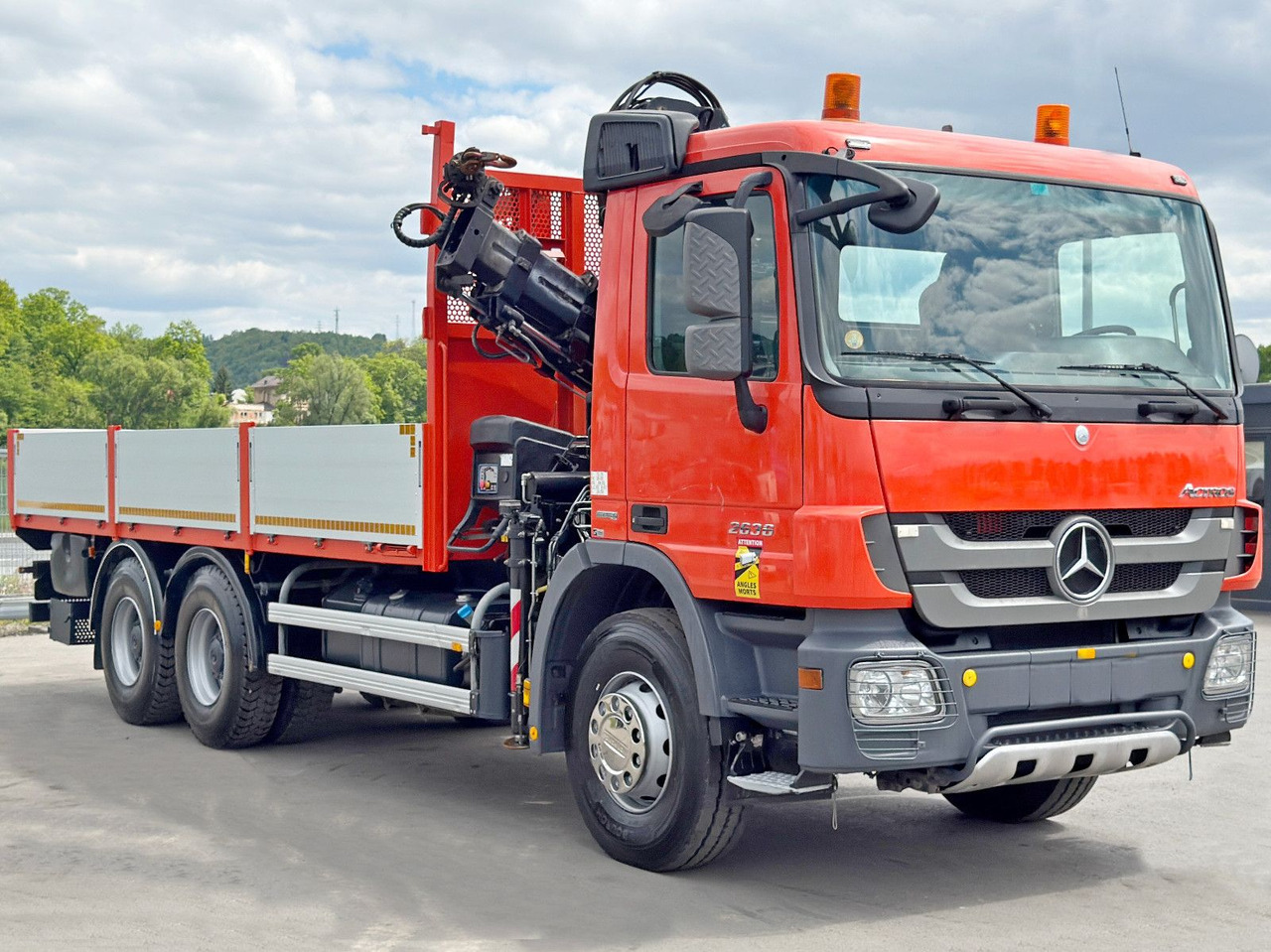 Mercedes-Benz ACTROS 2636*HIAB 122 BS-2 HIDUO + FUNK/6x4 * TOP - شاحنة كرين: صور 4 Mercedes-Benz ACTROS 2636*HIAB 122 BS-2 HIDUO + FUNK/6x4 * TOP - شاحنة كرين: صور 4