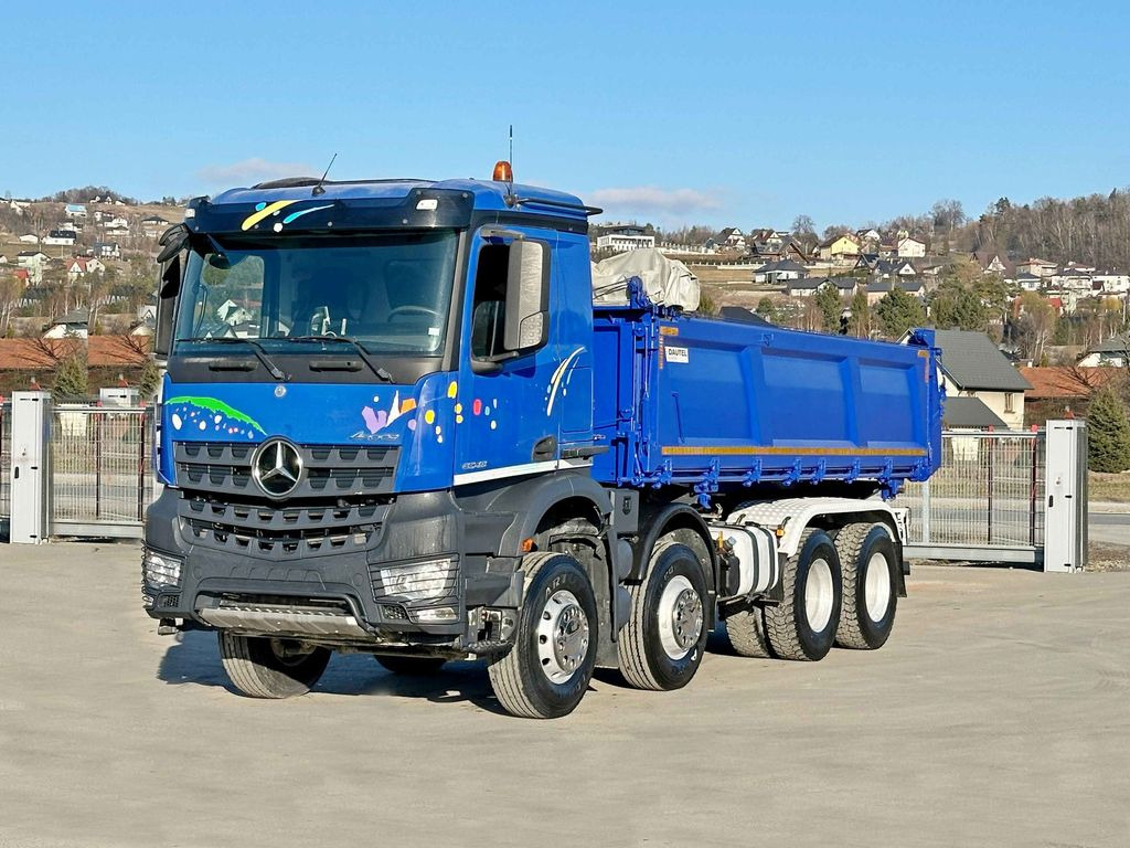 Mercedes-Benz AROCS 3243 * KIPPER 5,70 m * 8x4 * TOPZUSTAND - قلابات, شاحنة كرين: صور 2 Mercedes-Benz AROCS 3243 * KIPPER 5,70 m * 8x4 * TOPZUSTAND - قلابات, شاحنة كرين: صور 2