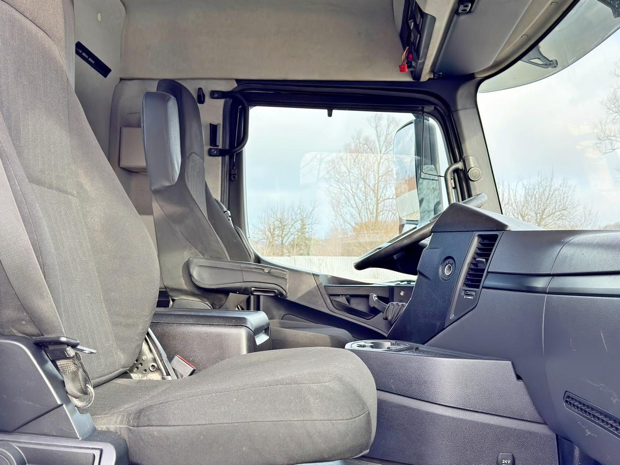 تأجير Mercedes-Benz AROCS 4145* KIPPER 5,60 m + BORDMATIC / 8x4 Mercedes-Benz AROCS 4145* KIPPER 5,60 m + BORDMATIC / 8x4: صور 11 تأجير Mercedes-Benz AROCS 4145* KIPPER 5,60 m + BORDMATIC / 8x4 Mercedes-Benz AROCS 4145* KIPPER 5,60 m + BORDMATIC / 8x4: صور 11