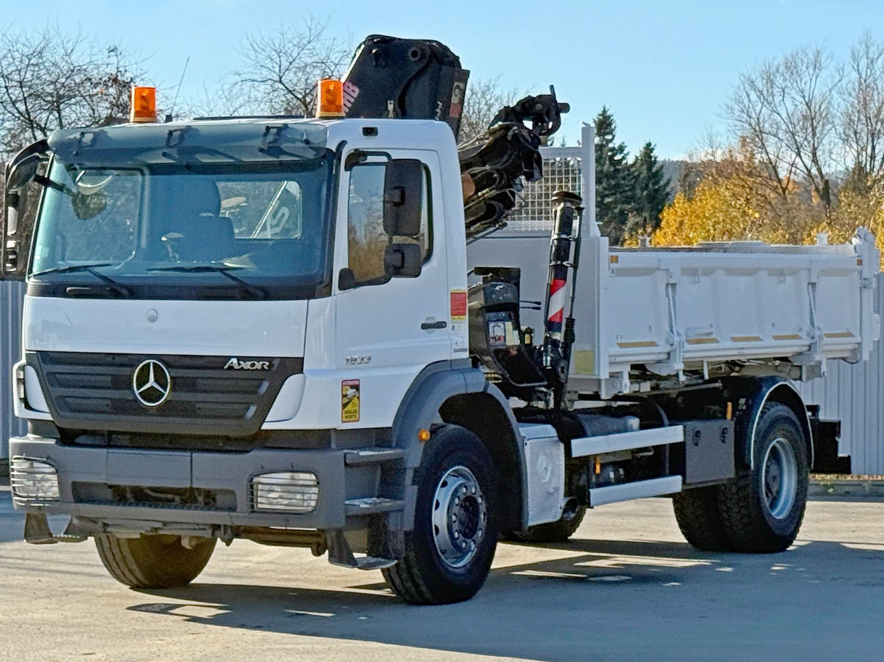 Mercedes-Benz AXOR 1833 * HIAB 144 B - 3 HIDUO + FUNK * TOP - شاحنة كرين: صور 5 Mercedes-Benz AXOR 1833 * HIAB 144 B - 3 HIDUO + FUNK * TOP - شاحنة كرين: صور 5