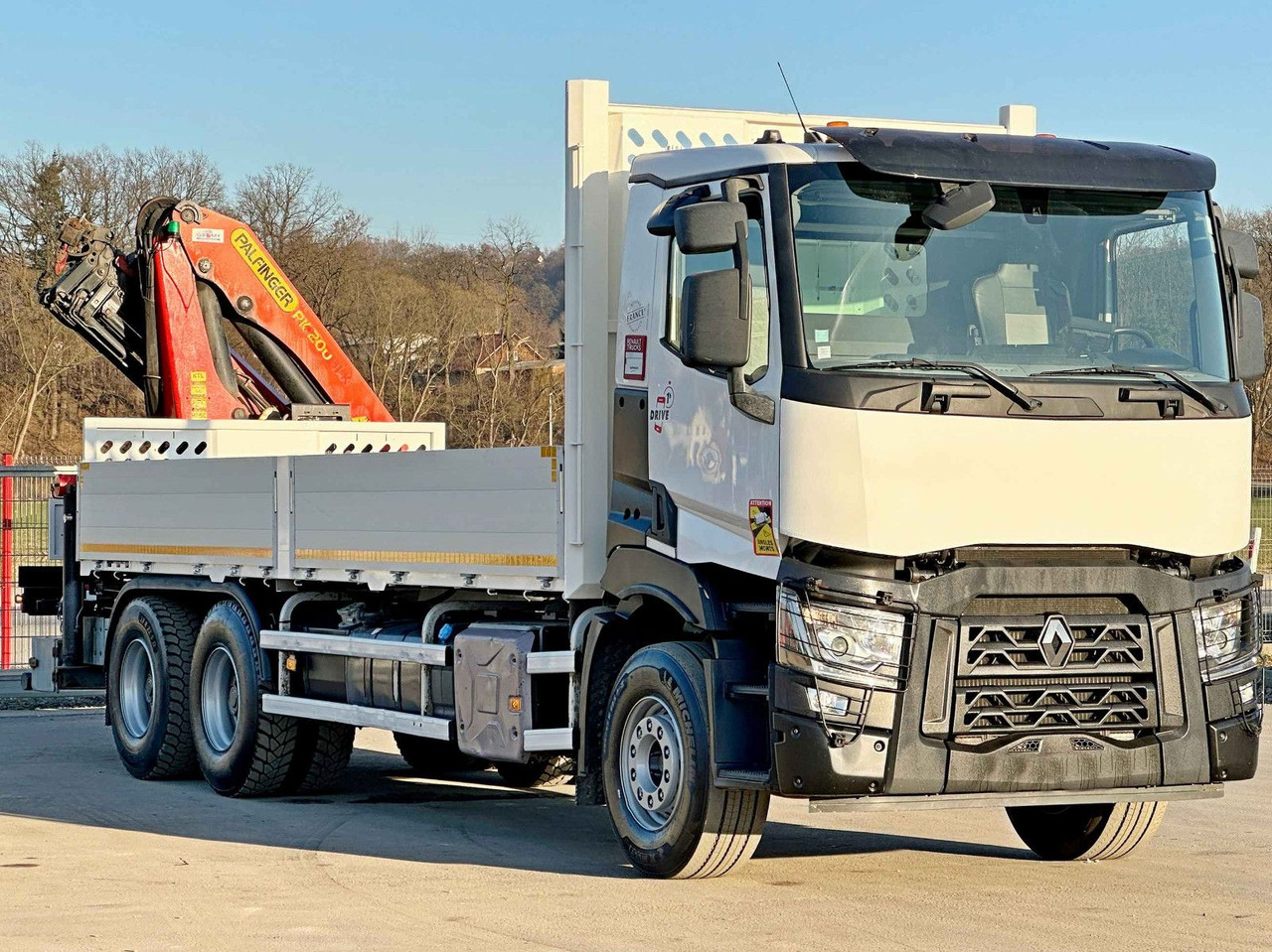 Renault C 380 *PRITSCHE 6,80m * PK 20001 - KC + FUNK*6x4 - شاحنة كرين, شاحنات مسطحة: صور 3 Renault C 380 *PRITSCHE 6,80m * PK 20001 - KC + FUNK*6x4 - شاحنة كرين, شاحنات مسطحة: صور 3