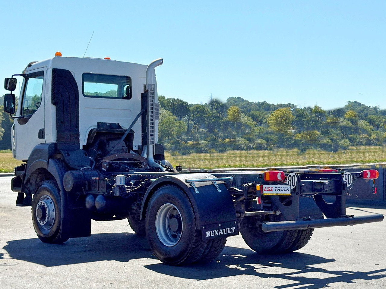 Renault KERAX 370 * FAHRGESTELL 4,55 m / 4x4*TOPZUSTAND - الشاسيه شاحنة: صور 5 Renault KERAX 370 * FAHRGESTELL 4,55 m / 4x4*TOPZUSTAND - الشاسيه شاحنة: صور 5