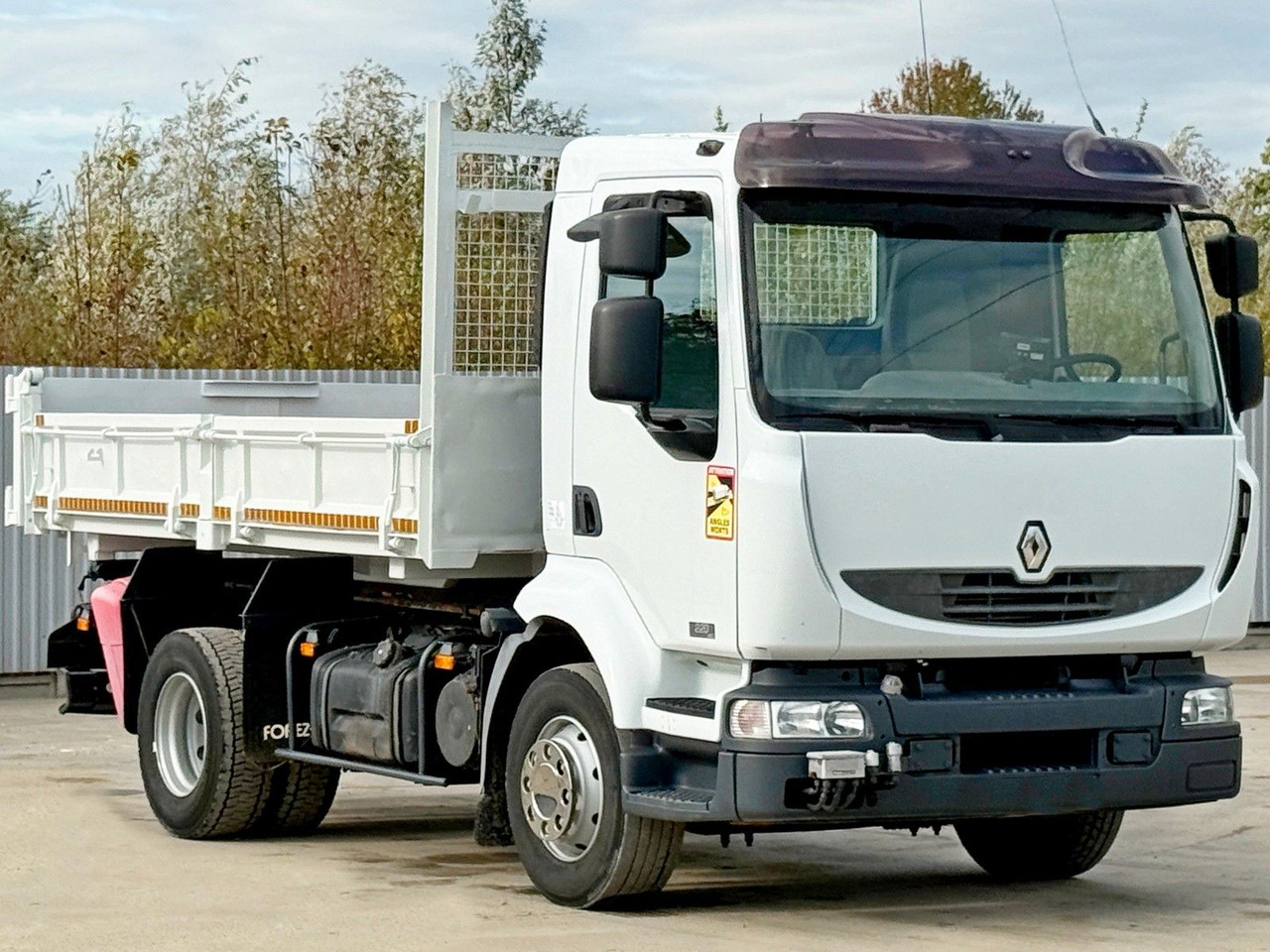 Renault MIDLUM 220 DCI *KIPPER 3,80m * BORDMATIC - قلابات, شاحنة كرين: صور 3 Renault MIDLUM 220 DCI *KIPPER 3,80m * BORDMATIC - قلابات, شاحنة كرين: صور 3