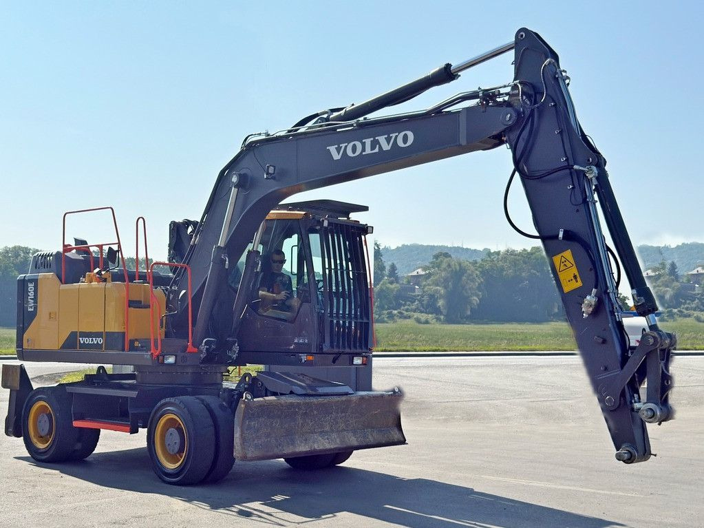Volvo EW 160 E* Umschlagbagger * TOPZUSTAND - حفارة على عجلات: صور 4 Volvo EW 160 E* Umschlagbagger * TOPZUSTAND - حفارة على عجلات: صور 4