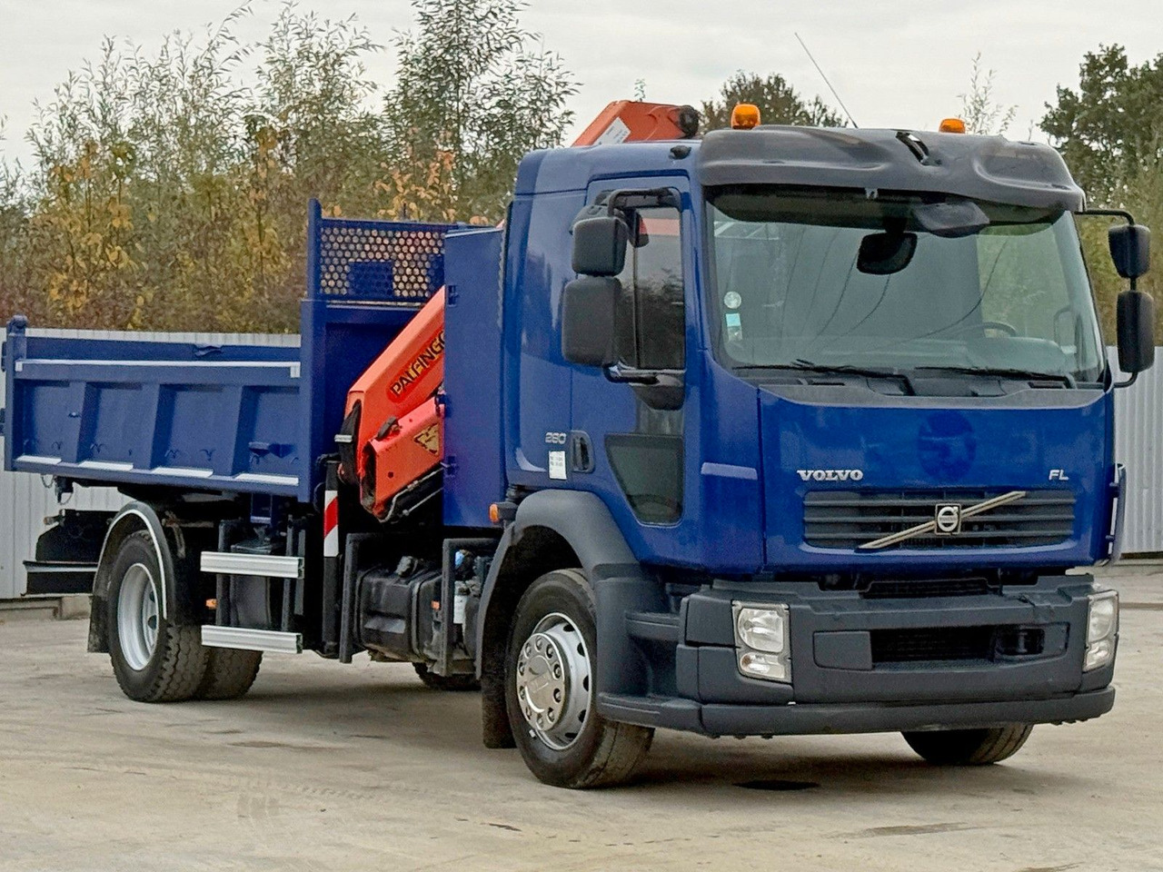 Volvo FL280 KIPPER 4,35m * PALFINGER PK 10000 + FUNK - قلابات, شاحنة كرين: صور 3 Volvo FL280 KIPPER 4,35m * PALFINGER PK 10000 + FUNK - قلابات, شاحنة كرين: صور 3