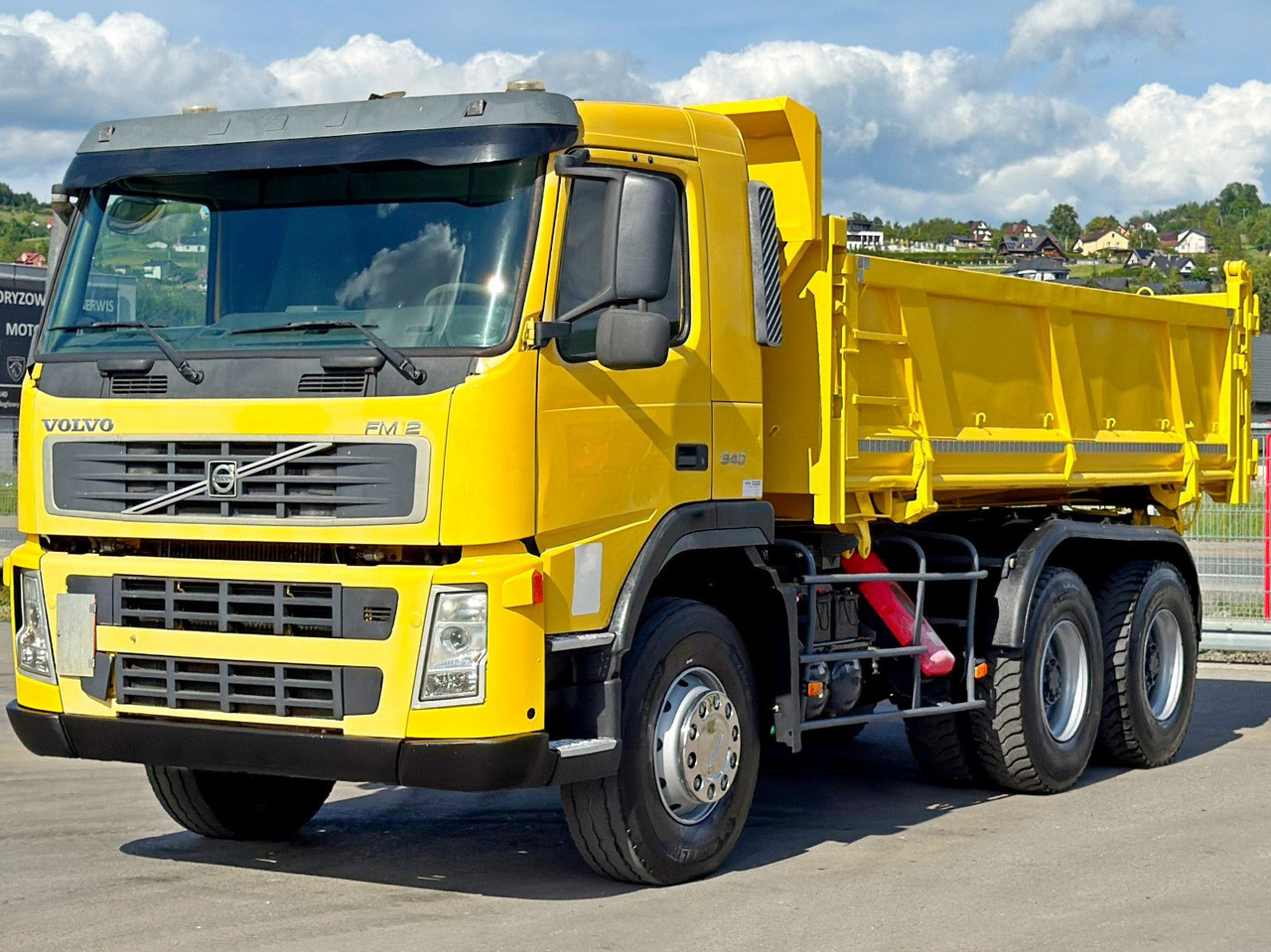 Volvo FM 370 Kipper 6,20 m + BORDMATIC / 8x4 Volvo FM 12 340 Kipper 5,05 m + BORDMATIC / 6x4 - قلابات, شاحنة كرين: صور 5 Volvo FM 370 Kipper 6,20 m + BORDMATIC / 8x4 Volvo FM 12 340 Kipper 5,05 m + BORDMATIC / 6x4 - قلابات, شاحنة كرين: صور 5