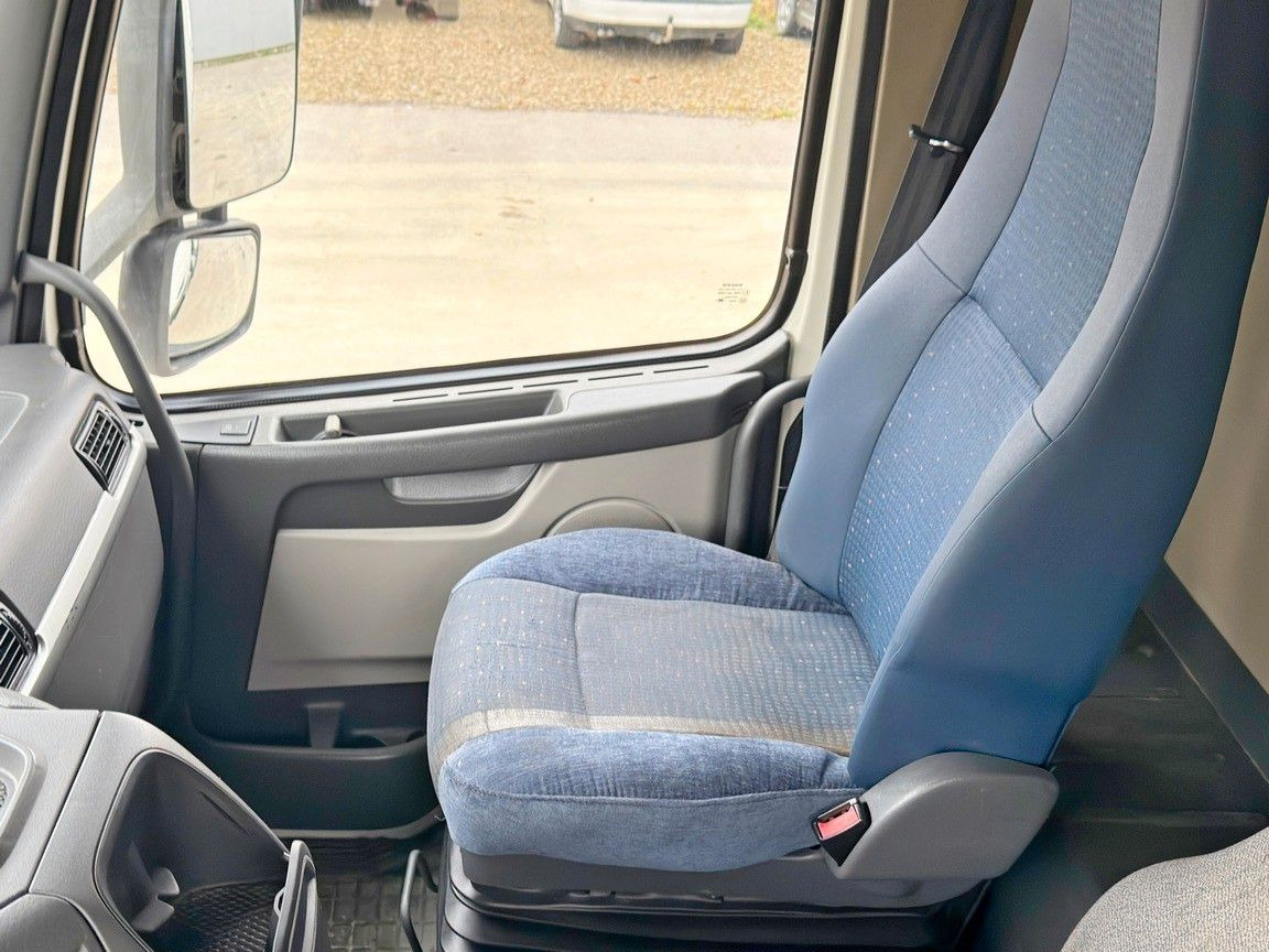 تأجير Volvo FM 400 Kipper 6,20m * HIAB 144 B-3 HIDUO* 6x4 Volvo FM 400 Kipper 6,20m * HIAB 144 B-3 HIDUO* 6x4: صور 11 تأجير Volvo FM 400 Kipper 6,20m * HIAB 144 B-3 HIDUO* 6x4 Volvo FM 400 Kipper 6,20m * HIAB 144 B-3 HIDUO* 6x4: صور 11