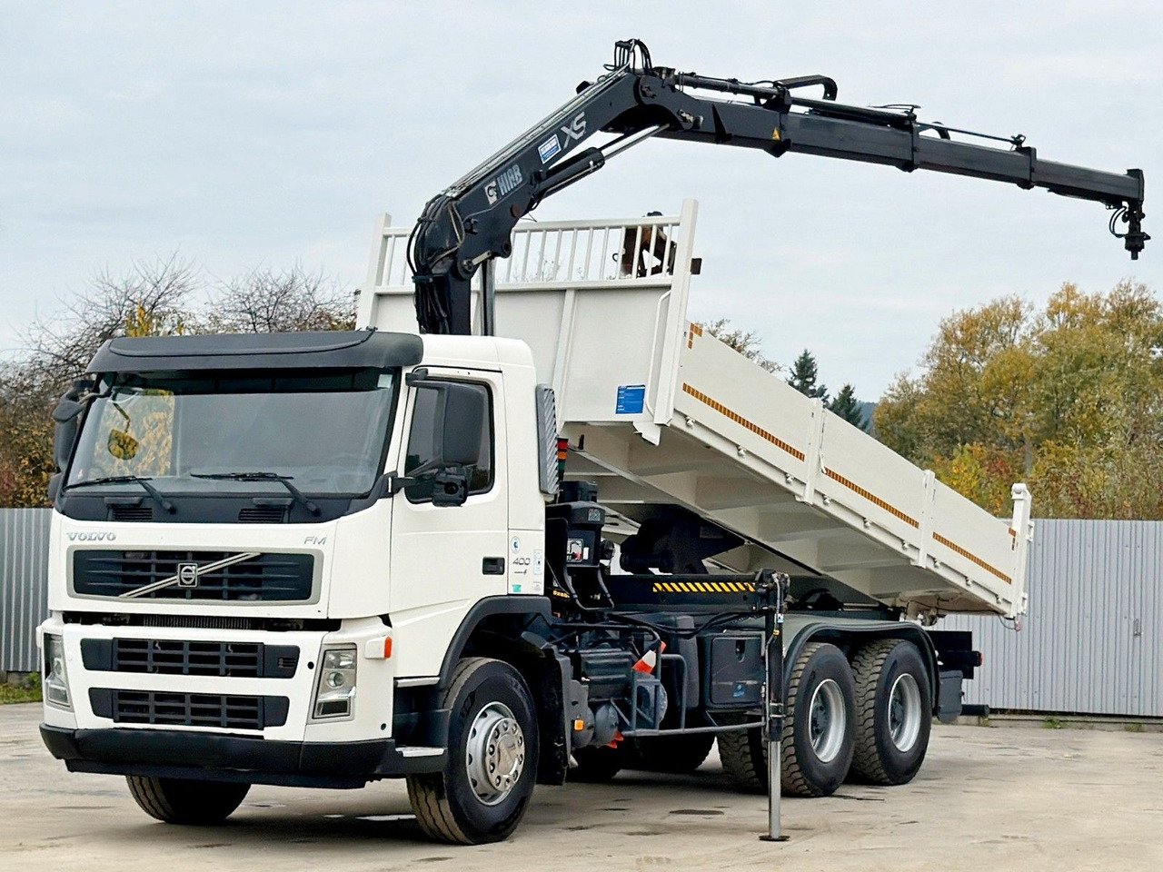 Volvo FM 400 Kipper 6,20m * HIAB 144 B-3 HIDUO* 6x4 - شاحنة كرين: صور 2 Volvo FM 400 Kipper 6,20m * HIAB 144 B-3 HIDUO* 6x4 - شاحنة كرين: صور 2