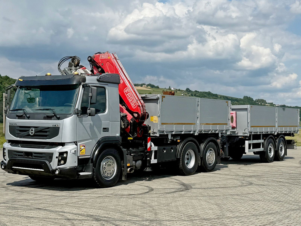 Volvo FMX 420* FASSI F275.2.25 + FUNK + Anhänger / TOP - قلابات, شاحنة كرين: صور 5 Volvo FMX 420* FASSI F275.2.25 + FUNK + Anhänger / TOP - قلابات, شاحنة كرين: صور 5