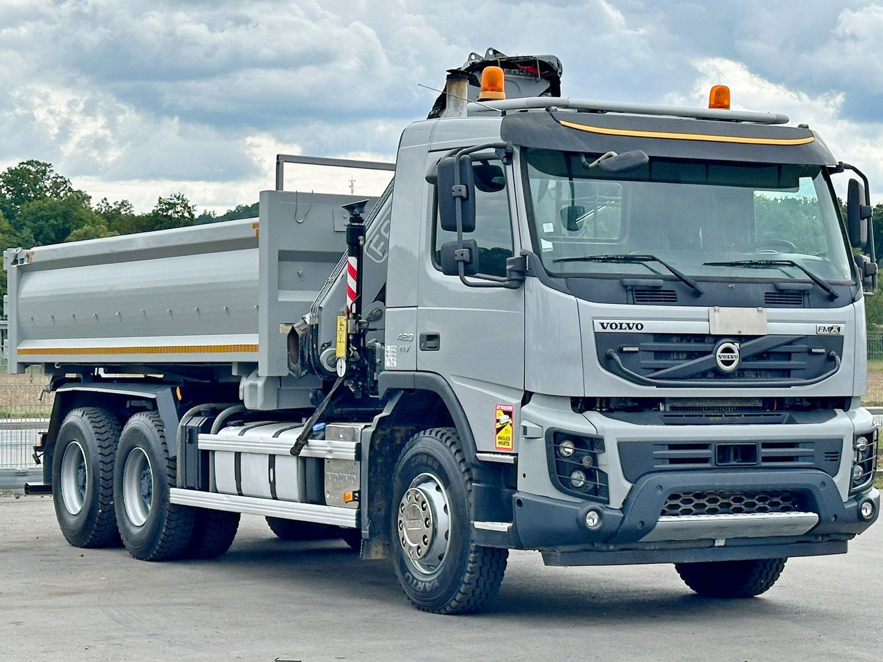 Volvo FMX 420 Kipper 5,10m *FASSI F155A.0.22+FUNK/6x4 - قلابات: صور 4 Volvo FMX 420 Kipper 5,10m *FASSI F155A.0.22+FUNK/6x4 - قلابات: صور 4