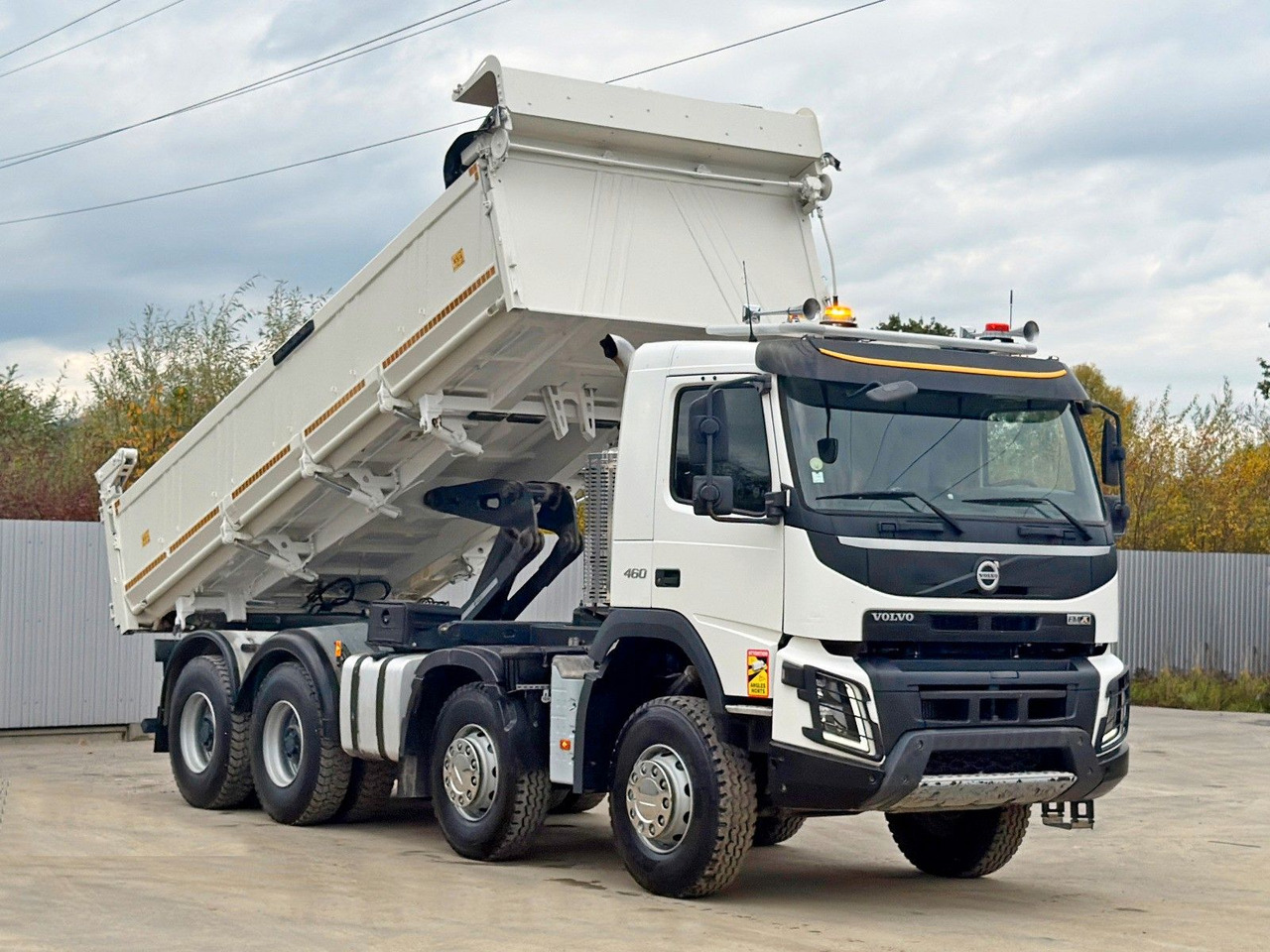 Volvo FMX 460 Kipper * BORDMATIC * 8x4 * TOPZUSTAND - قلابات: صور 3 Volvo FMX 460 Kipper * BORDMATIC * 8x4 * TOPZUSTAND - قلابات: صور 3
