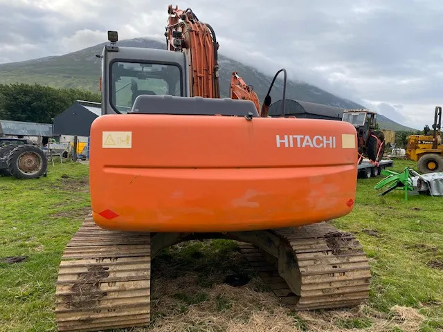 Hitachi Zaxis 130-1 - حفارات زحافة: صور 5 Hitachi Zaxis 130-1 - حفارات زحافة: صور 5