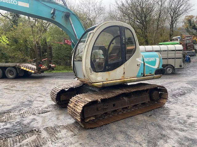 Kobelco SK100 - حفارات زحافة: صور 1 Kobelco SK100 - حفارات زحافة: صور 1