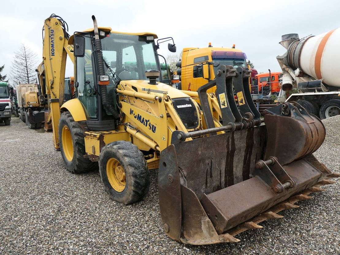 Komatsu WB 97-5 - حفار متعدد الاستخدام: صور 3 Komatsu WB 97-5 - حفار متعدد الاستخدام: صور 3