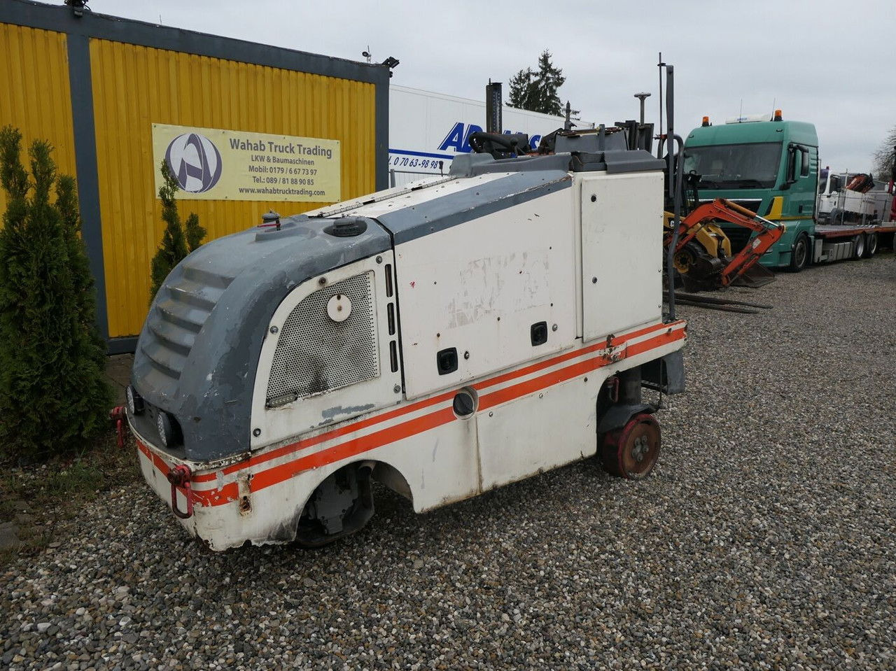 Wirtgen W 35 DC - ماكينات لصقل الأسفلت: صور 1 Wirtgen W 35 DC - ماكينات لصقل الأسفلت: صور 1