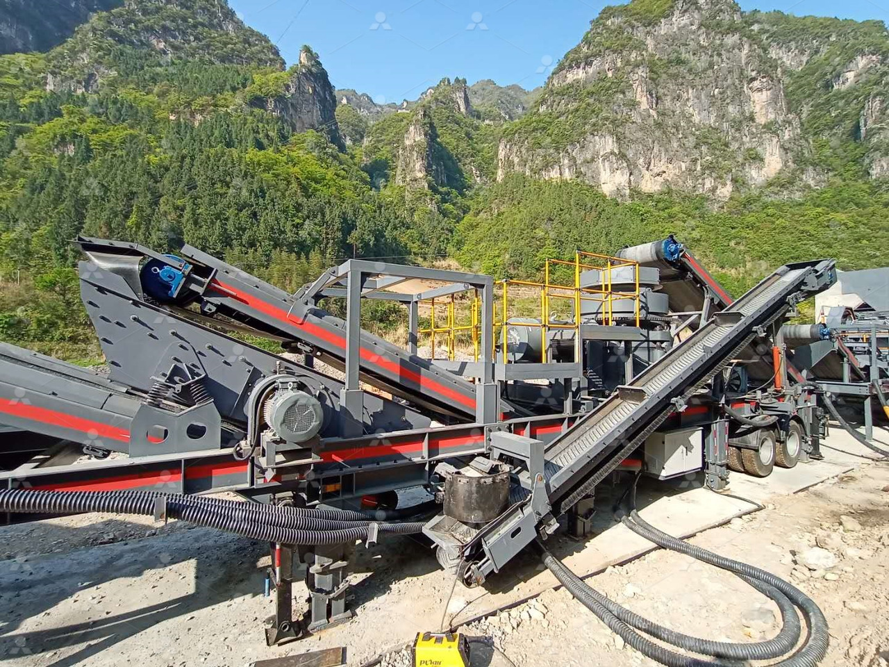 LIMING NK series mobile crusher - كسارة متحركه: صور 1 LIMING NK series mobile crusher - كسارة متحركه: صور 1