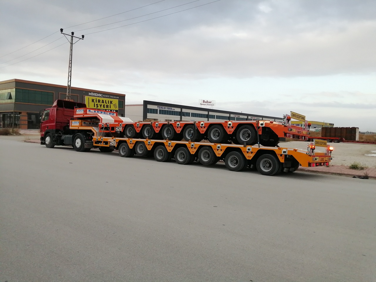 عربة مسطحة منخفضة نصف مقطورة لنقل المعدات الثقيلة جديد LIDER 2024 YEAR NEW MODELS containeer flatbes semi TRAILER FOR SALE: صور 12