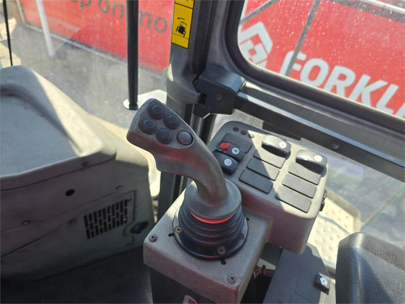KONECRANES SMV 4535 TB5 - رافعات حاويات: صور 3 KONECRANES SMV 4535 TB5 - رافعات حاويات: صور 3