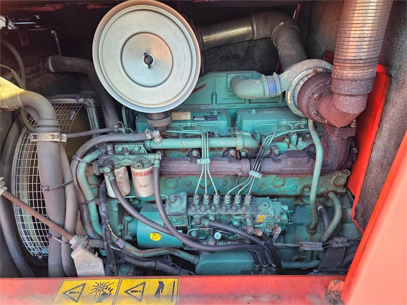 Kalmar DCB32 RoRo - رافعة شوكية ديزل: صور 2 Kalmar DCB32 RoRo - رافعة شوكية ديزل: صور 2