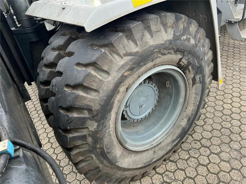 Kalmar DCG100-45ED7 - رافعة للحاويات: صور 4 Kalmar DCG100-45ED7 - رافعة للحاويات: صور 4