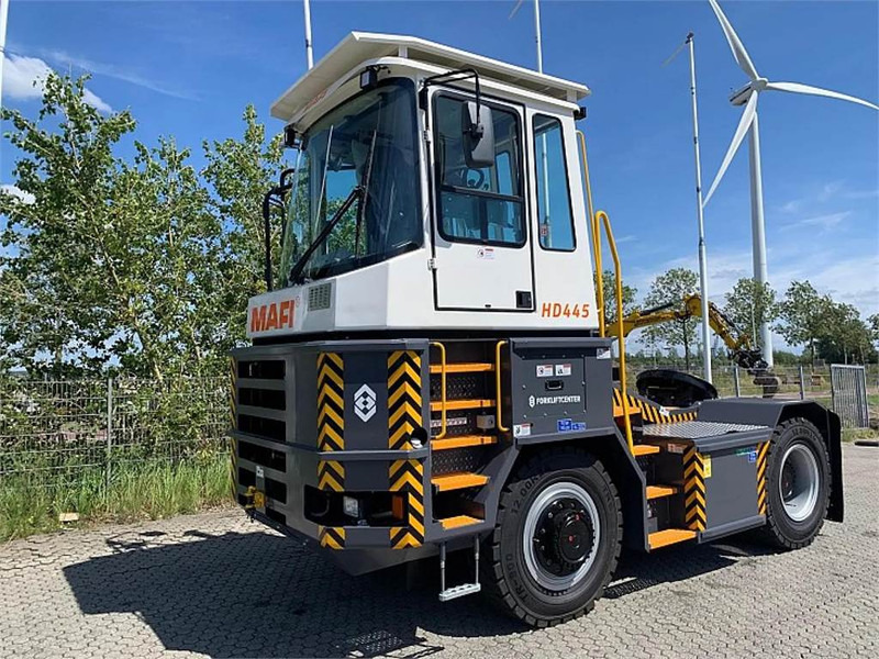 Mafi HD445 4x4 - جرارات صالات المطارات: صور 1 Mafi HD445 4x4 - جرارات صالات المطارات: صور 1