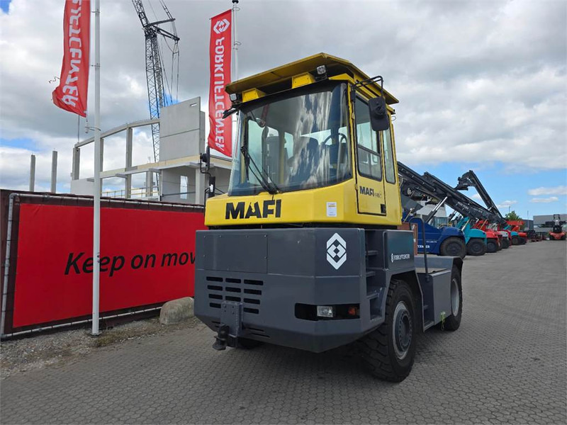 Mafi MT45R 4x4 - جرارات صالات المطارات: صور 2 Mafi MT45R 4x4 - جرارات صالات المطارات: صور 2